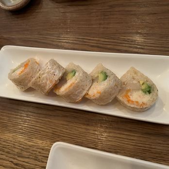 Saru Sushi Bar - Naked scallop roll - Sushi Bars Near Me - San Francisco, California Saru Sushi Bar - Naked scallop roll - Sushi Bars Near Me - San Francisco, California