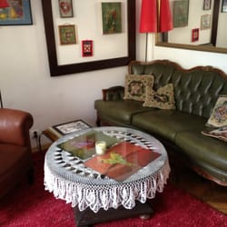 Nana Cafe i Komis Rzeczy Pięknych