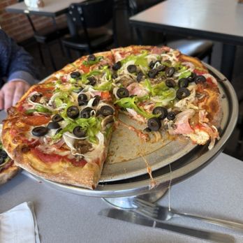 Iriana's Pizza - Clean the floor combo - Pizza Near Me - Little Rock, Arkansas Iriana's Pizza - Clean the floor combo - Pizza Near Me - Little Rock, Arkansas