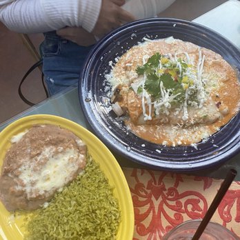 El Cholo - Enchiladas Mariscos - Mexican Near Me - Los Angeles, California