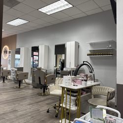 Zuzu Nails and Beauty