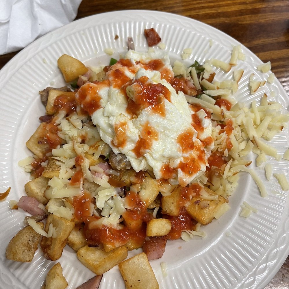 Q Cafe - Big Boy Skillet - New American Near Me - Thomasville, Georgia Q Cafe - Big Boy Skillet - New American Near Me - Thomasville, Georgia