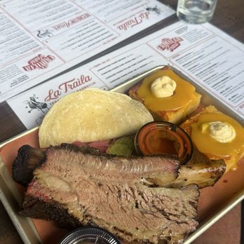 La Traila Barbecue - Barbeque Near Me - Miami, Florida La Traila Barbecue - Barbeque Near Me - Miami, Florida