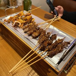 Barbecue Hot Iron Squid Skewer, Barbecue Beef Kebab, Barbecue Flame Chicken Cartilage Barbecue Hot Iron Squid Skewer, Barbecue Beef Kebab, Barbecue Flame Chicken Cartilage