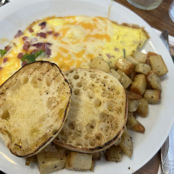 Turning Point Morris Township - Western omelette - Breakfast & Brunch Near Me - Morristown, New Jersey Turning Point Morris Township - Western omelette - Breakfast & Brunch Near Me - Morristown, New Jersey