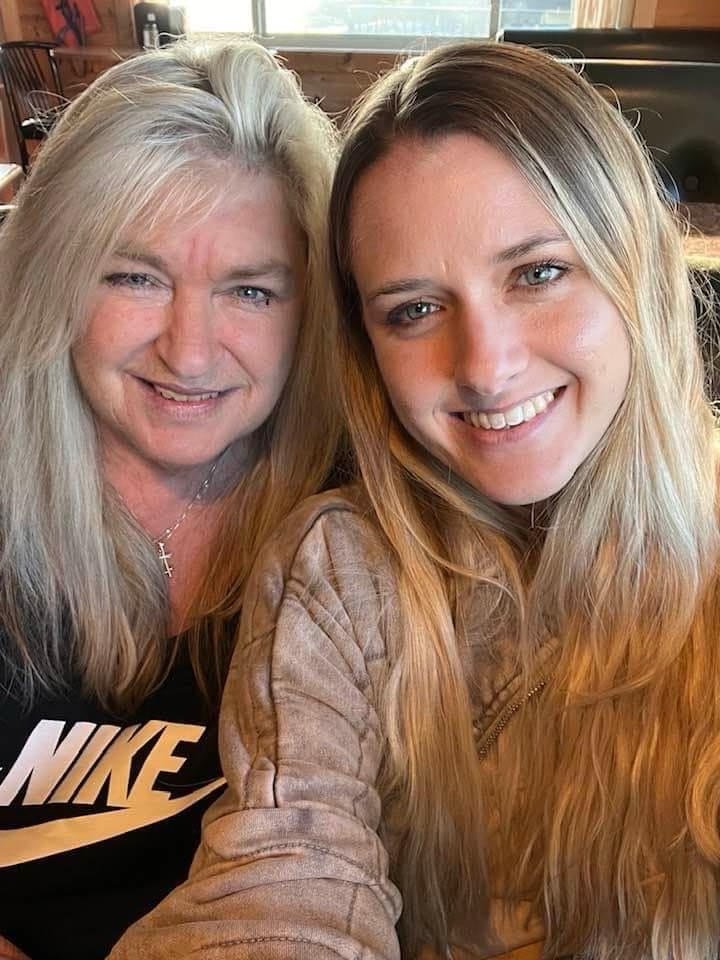 HAIR WAVES STUDIO Updated August 2024 38 Photos 2266 Jonesboro Rd