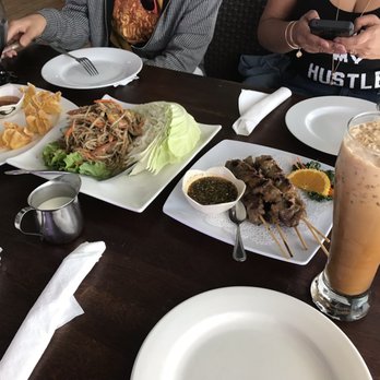 Rain Thai and Sushi Bar - Crab Rangoon, papaya salad, beef skewers - Asian Fusion Near Me - Atlanta, Georgia