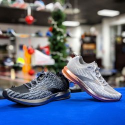 Runners Athletic Company - New Brooks