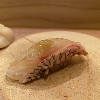 Sushi Mumi - Akashi Tai - Wild Sea Bream - Japanese Near Me - New York, New York