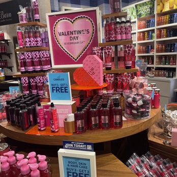 Bath & Body Works - Cosmetics & Beauty Supply Near Me - Rialto, California