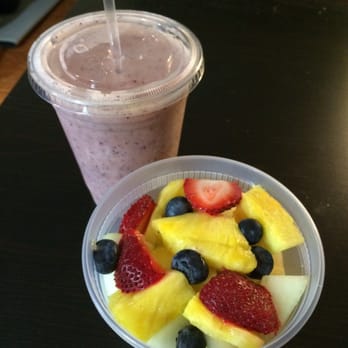 Fresh Rosemary Kitchen - Strawberry Banana Berry Smoothie and Fresh Fruit Salad. - Food Delivery Services Near Me - Long Island City, New York Fresh Rosemary Kitchen - Strawberry Banana Berry Smoothie and Fresh Fruit Salad. - Food Delivery Services Near Me - Long Island City, New York