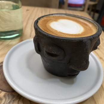 Boulenc - Cappuccino en una tazo azteca - Bakeries Near Me - Oaxaca, OAX Boulenc - Cappuccino en una tazo azteca - Bakeries Near Me - Oaxaca, OAX