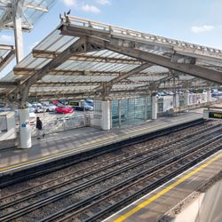 Hillingdon London Underground Station - Station