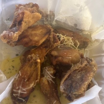 Bentley's Tavern - Garlic parmesan bone in Chicken Wings - American Near Me - Malta, New York