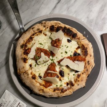 Pepe In Grani - The scarpetta pizza from the Scoperta menù - Pizza Near Me - Caiazzo, CE