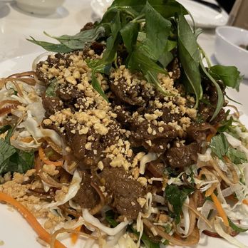 DVR Restaurant & Lounge - Beef Salad - Vietnamese Near Me - Merchantville, New Jersey