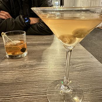 Montauk Seafood Grill - Dirty martini - Seafood Near Me - Vail, Colorado