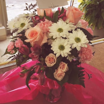 Cardwell Florist - Very fresh and perfect arrangement! - Florists Near Me - Livonia, Michigan Cardwell Florist - Very fresh and perfect arrangement! - Florists Near Me - Livonia, Michigan