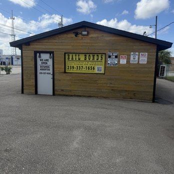 Liberty Bail Bonds - Bail Bondsmen Near Me - Fort Myers, Florida Liberty Bail Bonds - Bail Bondsmen Near Me - Fort Myers, Florida