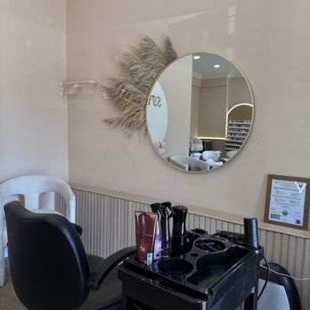 Studio Nail & Hair - Hair Salons Near Me - Burbank, California Studio Nail & Hair - Hair Salons Near Me - Burbank, California