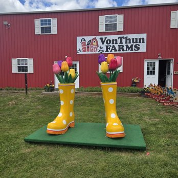 Von Thun Farms - Front - Attraction Farms Near Me - Washington, New Jersey Von Thun Farms - Front - Attraction Farms Near Me - Washington, New Jersey