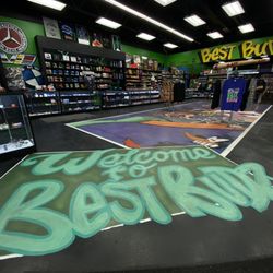 Best Budz Smoke Shop - Entrance to Best Budz