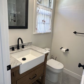 Oakasa - New remodeled 3/4 bathroom - General Contractors Near Me - West Hills, California