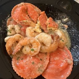 Baffi's restaurant in boca ratón Lobster ravioli with Shrimps ...excellent  food and service highly recommended