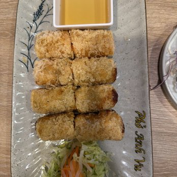 Pho Anh Vu - Spring rolls large portion - Vietnamese Near Me - Richmond, British Columbia Pho Anh Vu - Spring rolls large portion - Vietnamese Near Me - Richmond, British Columbia