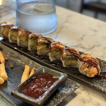 Mabu Sushi - Viper roll - Sushi Bars Near Me - El Monte, California