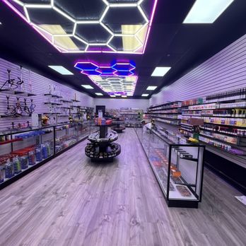 ISLAND TOBACCO & VAPE - Updated June 2026 - 11 Photos - 1 New Orleans Rd,  Hilton Head Island, South Carolina - Tobacco Shops - Phone Number