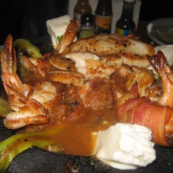El Rey Del Mar - Molcajete Seafood -$22.95 (Butterfly shrimp, shrimp wrapped in bacon, cheese, fish fillet, and octopus) - Mexican Near Me - Reseda, California El Rey Del Mar - Molcajete Seafood -$22.95 (Butterfly shrimp, shrimp wrapped in bacon, cheese, fish fillet, and octopus) - Mexican Near Me - Reseda, California