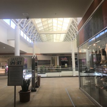 Charleston Town Center - Mobile Phones Near Me - Charleston, West Virginia