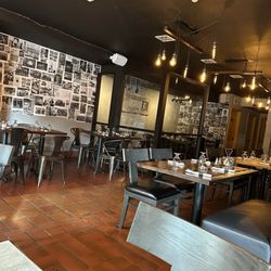 IL Forno a Legna - Raritan - Inside dining