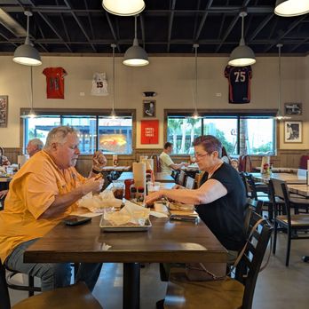 City Barbeque - Dining area - Barbeque Near Me - Winter Park, Florida
