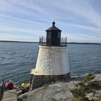 Castle Hill Lighthouse - Landmarks & Historical Buildings Near Me - Newport, Rhode Island