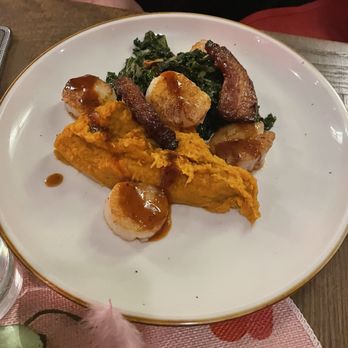 MOSAIC Restaurant - Millionaires scallops - New American Near Me - Richmond, Virginia