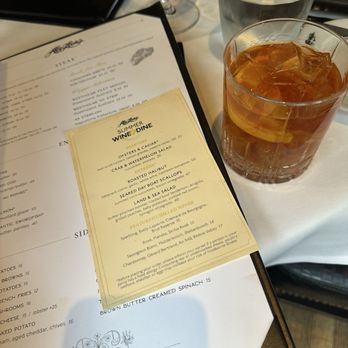 Abe & Louie's - Steakhouses Near Me - Boston, Massachusetts