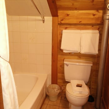 Castle Mountain Chalets - Hotels Near Me - Banff, Alberta