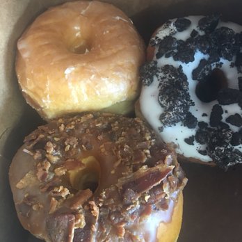 Sip & Dip - Donuts Near Me - Saint Cloud, Florida