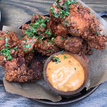 AOC - chicken tenders for apps-- yumminess for my tummy - Cocktail Bars Near Me - Los Angeles, California