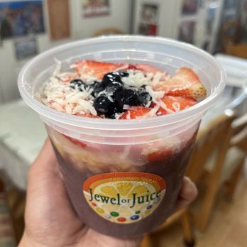 Jewel or Juice - Deluxe Acai Bowl - Juice Bars & Smoothies Near Me - Honolulu, Hawaii Jewel or Juice - Deluxe Acai Bowl - Juice Bars & Smoothies Near Me - Honolulu, Hawaii