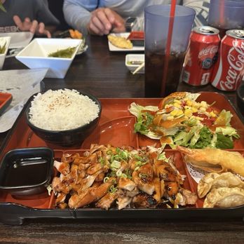 Zen Z Sushi - Chicken Bento box - Sushi Bars Near Me - Brea, California Zen Z Sushi - Chicken Bento box - Sushi Bars Near Me - Brea, California