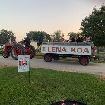 Lena KOA - Hay rides! - Campgrounds Near Me - Lena, Illinois Lena KOA - Hay rides! - Campgrounds Near Me - Lena, Illinois