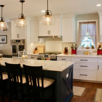 Kreative Kitchens - a kitchen with a center island - General Contractors Near Me - Catasauqua, Pennsylvania Kreative Kitchens - a kitchen with a center island - General Contractors Near Me - Catasauqua, Pennsylvania