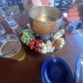 Mammoth Tavern - Fondue - New American Near Me - Mammoth Lakes, California Mammoth Tavern - Fondue - New American Near Me - Mammoth Lakes, California