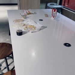 KFC - Filthy filthy restaurant