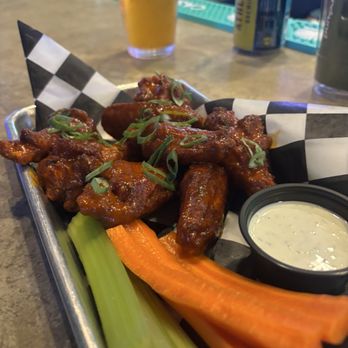 Playground Mini Golf - Buffalo wings - Mini Golf Near Me - Huntington Beach, California Playground Mini Golf - Buffalo wings - Mini Golf Near Me - Huntington Beach, California