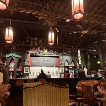 Petty Thieves Brewing Company - Bar and menu - Breweries Near Me - Charlotte, North Carolina