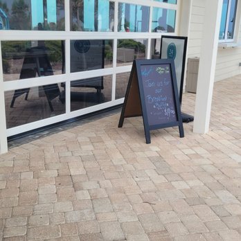 24 Coastal Grill - Bars Near Me - Jekyll Island, Georgia
